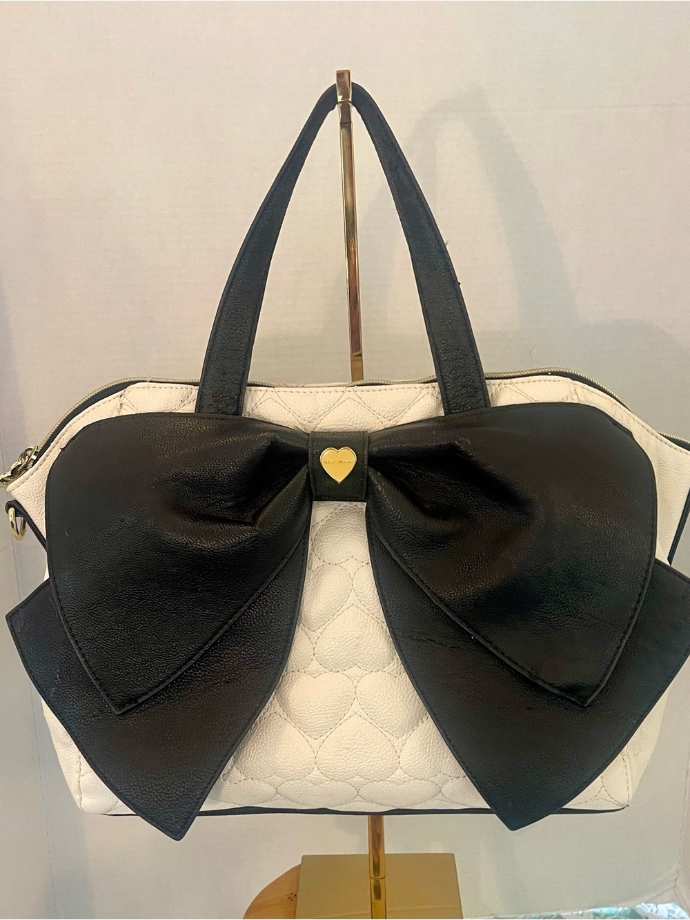 Betsey Johnson Bow Tote Black
Bag Quilted Hearts
